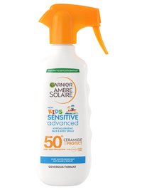Garnier Ambre Solaire Kids Sensitive Advanced SPF50+ sprej za djecu za zaštitu od sunca